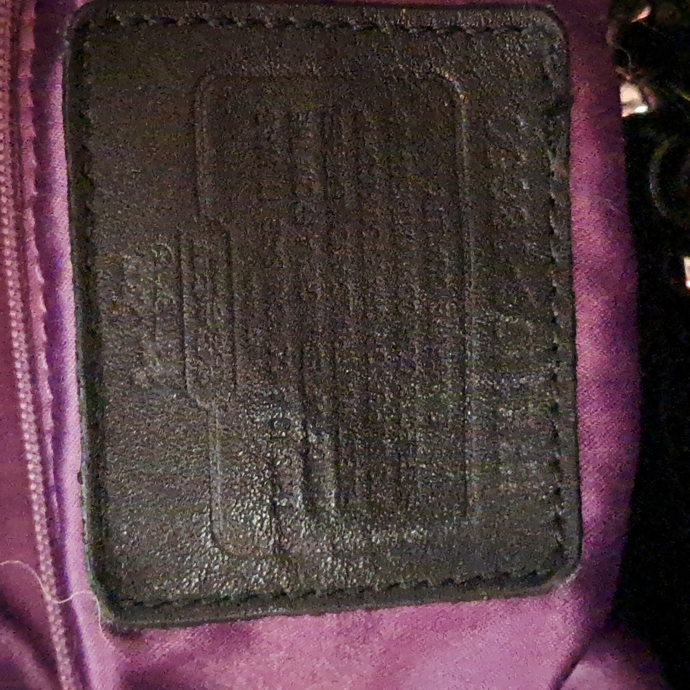 Purse - Picture 3 of 4